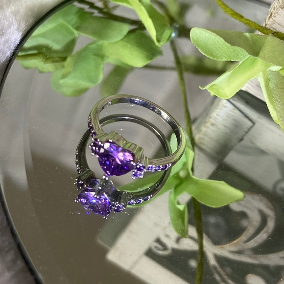 925 Sterling Silver Crystal Purple Heart Love Ring - Picture 2 of 6